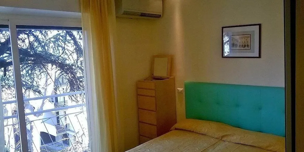 Hotel Senza Pensieri Riccione