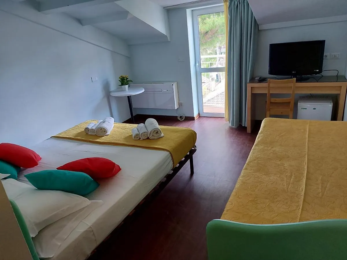 Hotel Senza Pensieri Riccione